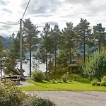 8 Person In Eidsvag-by Traum Mittet