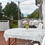 Casa de Férias 8 Person In Eidsvag-by Traum