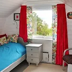8 Person In Eidsvag-by Traum Casa de Férias Mittet