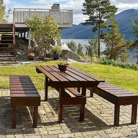 Vakantiehuis 8 Person In Eidsvag-by Traum