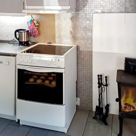 Dom wakacyjny 8 Person In Eidsvag-by Traum