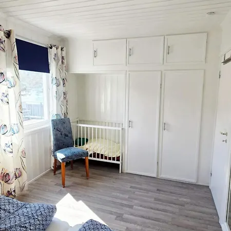 Vakantiehuis 8 Person In Eidsvag-by Traum *