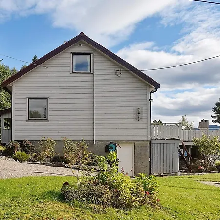 Vakantiehuis 8 Person In Eidsvag-by Traum *