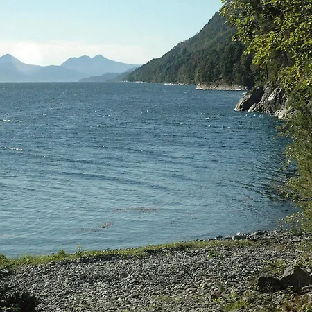 8 Person In Eidsvag-by Traum *