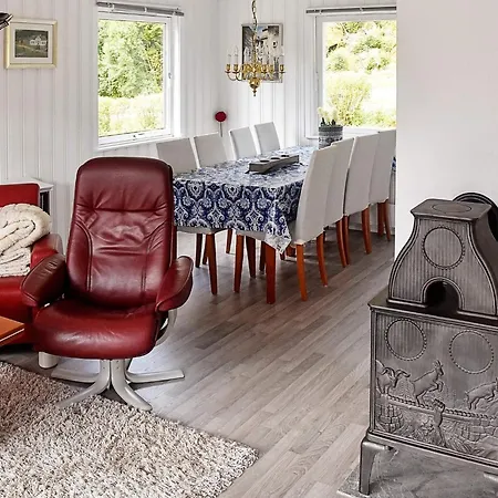 8 Person In Eidsvag-by Traum Mittet
