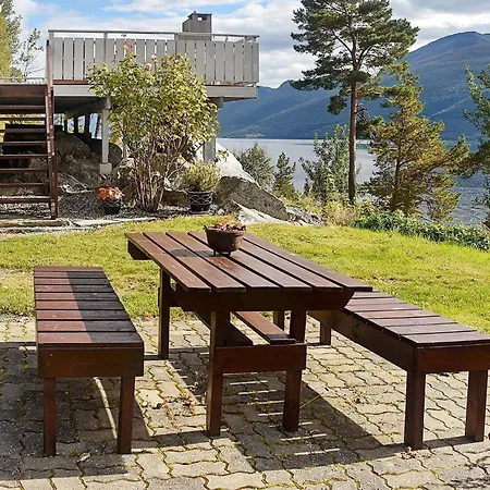 Vakantiehuis 8 Person In Eidsvag-by Traum *