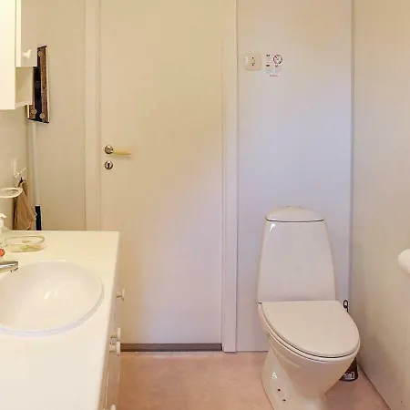 בית נופש 8 Person In Eidsvag-by Traum