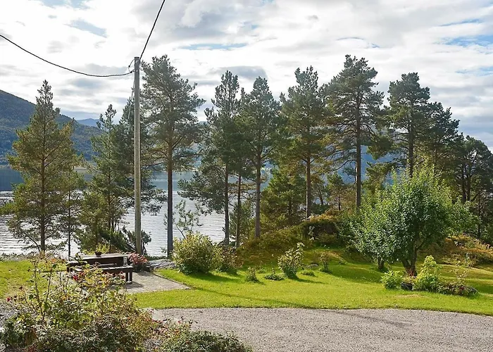 8 Person In Eidsvag-by Traum Mittet