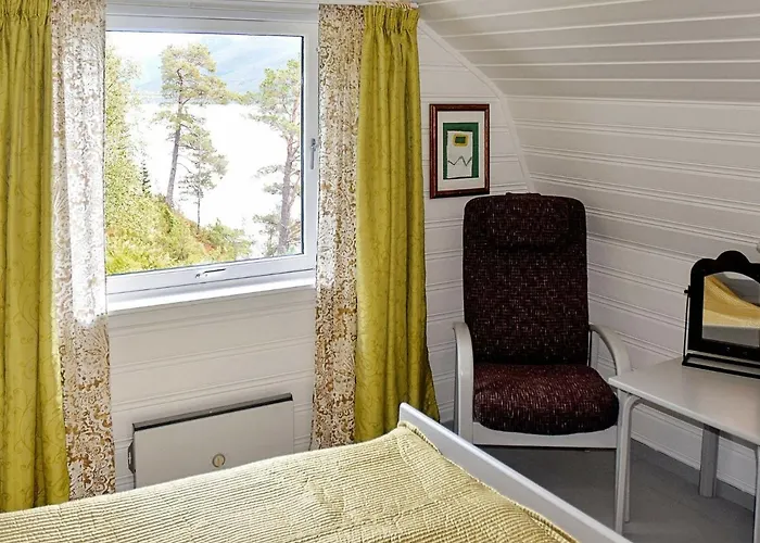 Сasa de vacaciones 8 Person In Eidsvag-by Traum *