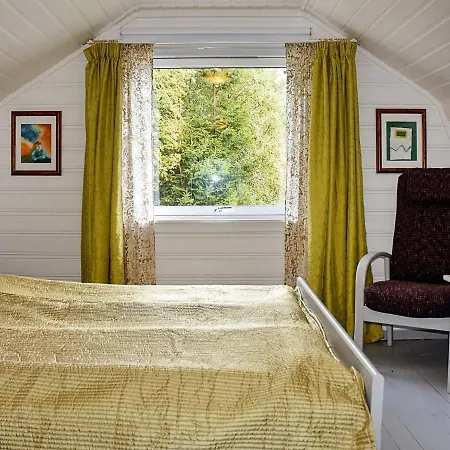 8 Person In Eidsvag-by Traum Ferienhaus